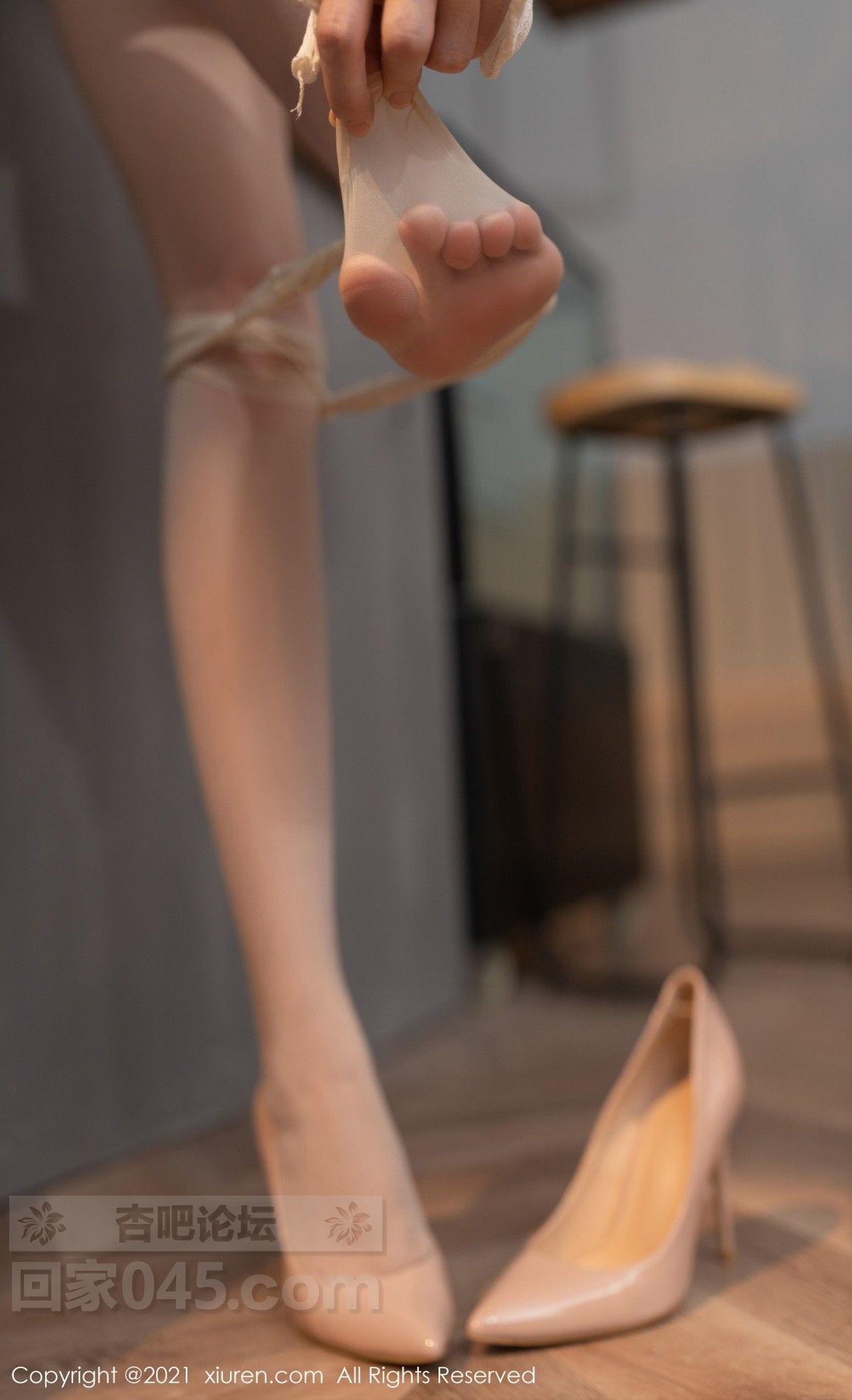 EA171010772.jpg