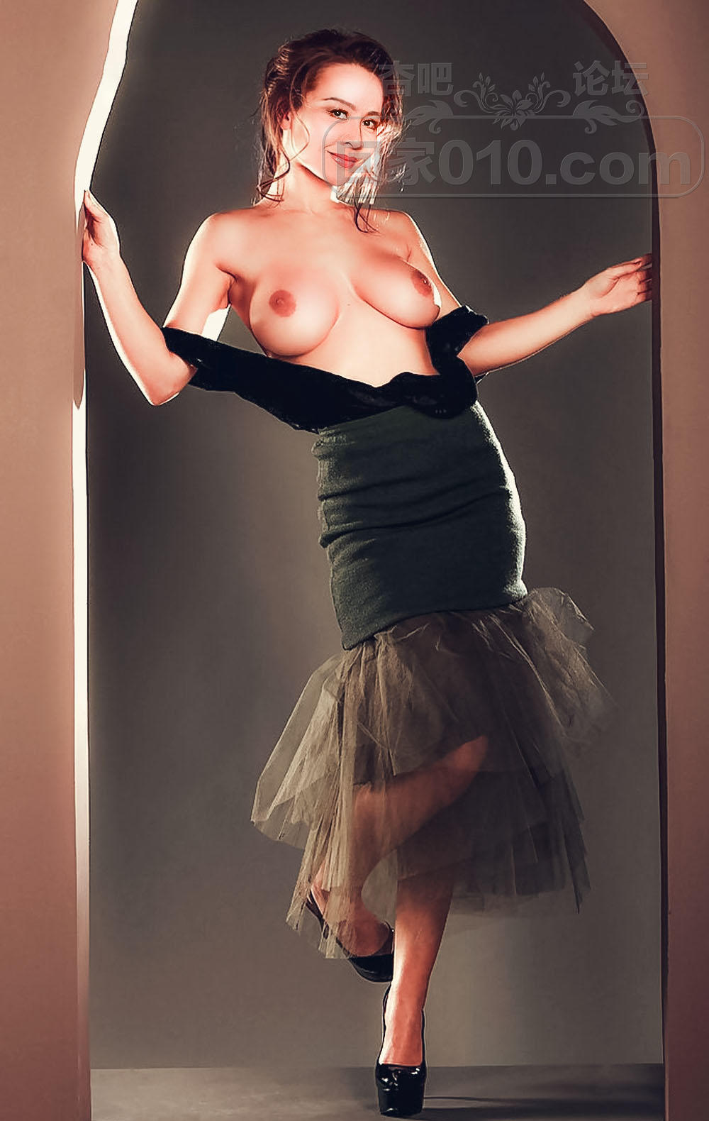 熟女刘嘉玲拍情色写真，请来大姐赵雅芝助战【12P】-杏吧_性吧_sex8_杏吧有你春暖花开-杏吧-性吧-sex8-明星专区|Popular  Stars|单帖最高奖励2积分+20彩金-杏吧有你,春暖花开